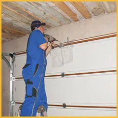 Community Garage Door Service Sicklerville, NJ 856-437-3974 - side-garage-door-repair-10-48m